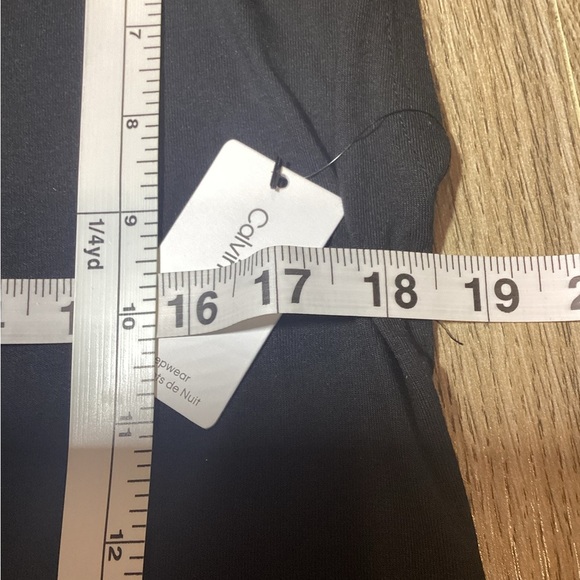 Calvin Klein Black Muscle Tee Size M NWT - Picture 7 of 8